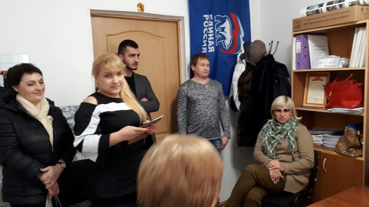 В территориальном центре поселка Знаменский прошел прием депутата Законодательного Собрания Краснодарского края