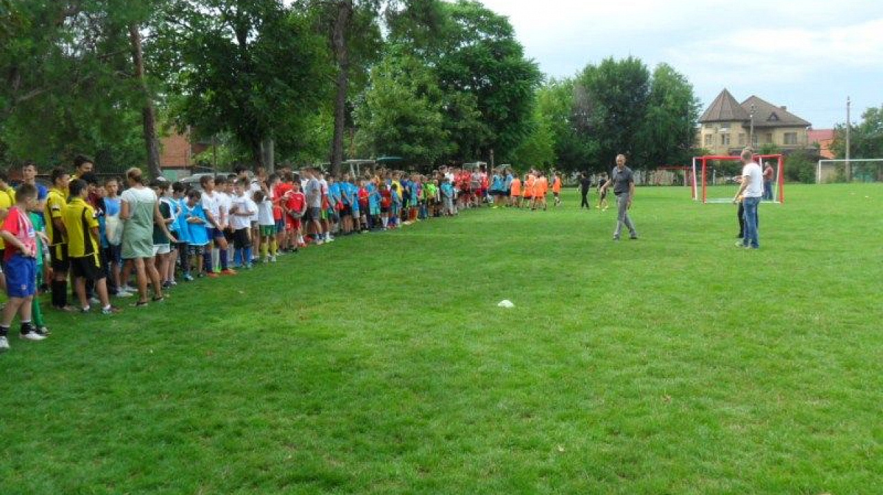В Центральном округе состоялся 1 этап летнего турнира по футболу