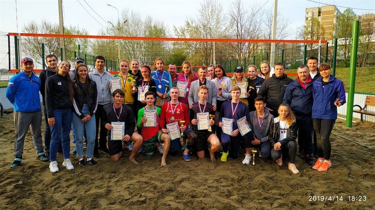 Первенство по пляжному волейболу состоялось в Юбилейном микрорайоне.jpg