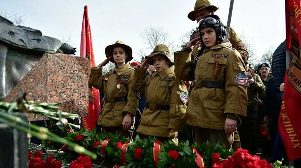 В Краснодаре состоялось торжественное мероприятия, посвященное Дню памяти о россиянах, исполнявших служебный долг за пределами отечества