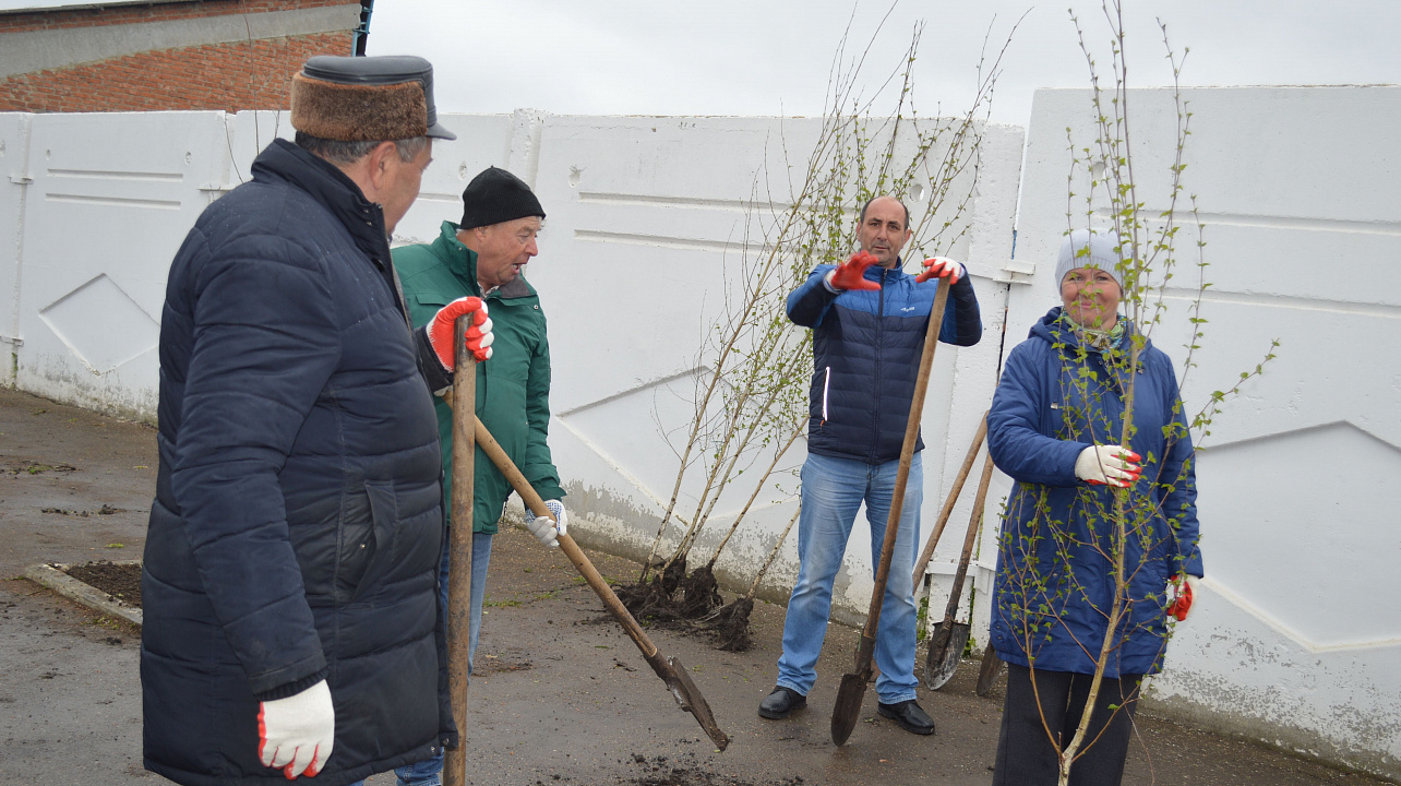 ОПХ «Центральное» приняли участие в челлендже #10000деревьевкраснодару