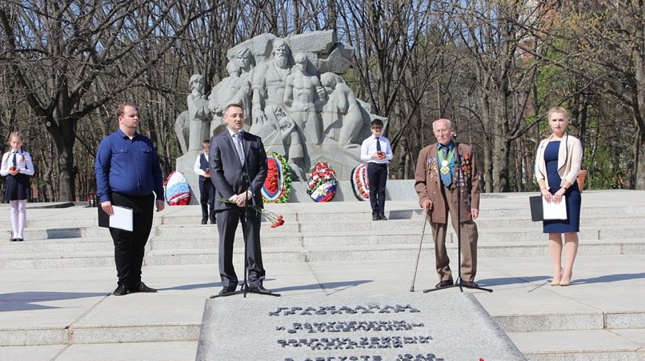 Сегодня в Центральном округе прошел митинг-реквием, посвященный Международному дню освобождения узников фашистских лагерей