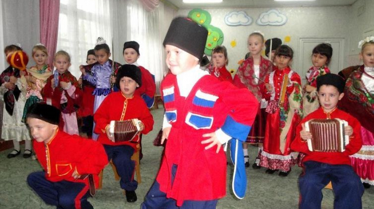 80-летию Кубани посвящается