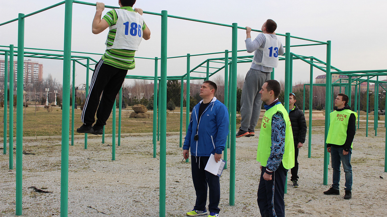 Студенты краснодарских ВУЗов начали выполнять нормативы ГТО