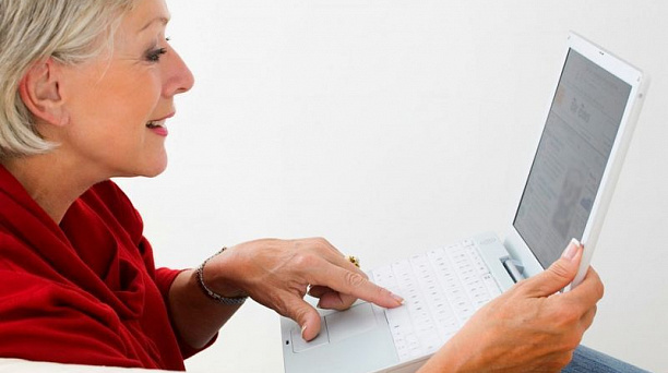 До 1 октября федеральные льготники могут выбрать способ получения набора социальных услуг