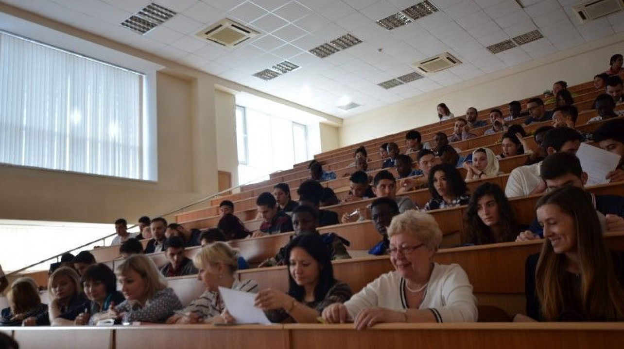 Иностранные учащиеся учебных заведений Краснодара приняли участие (5).JPG