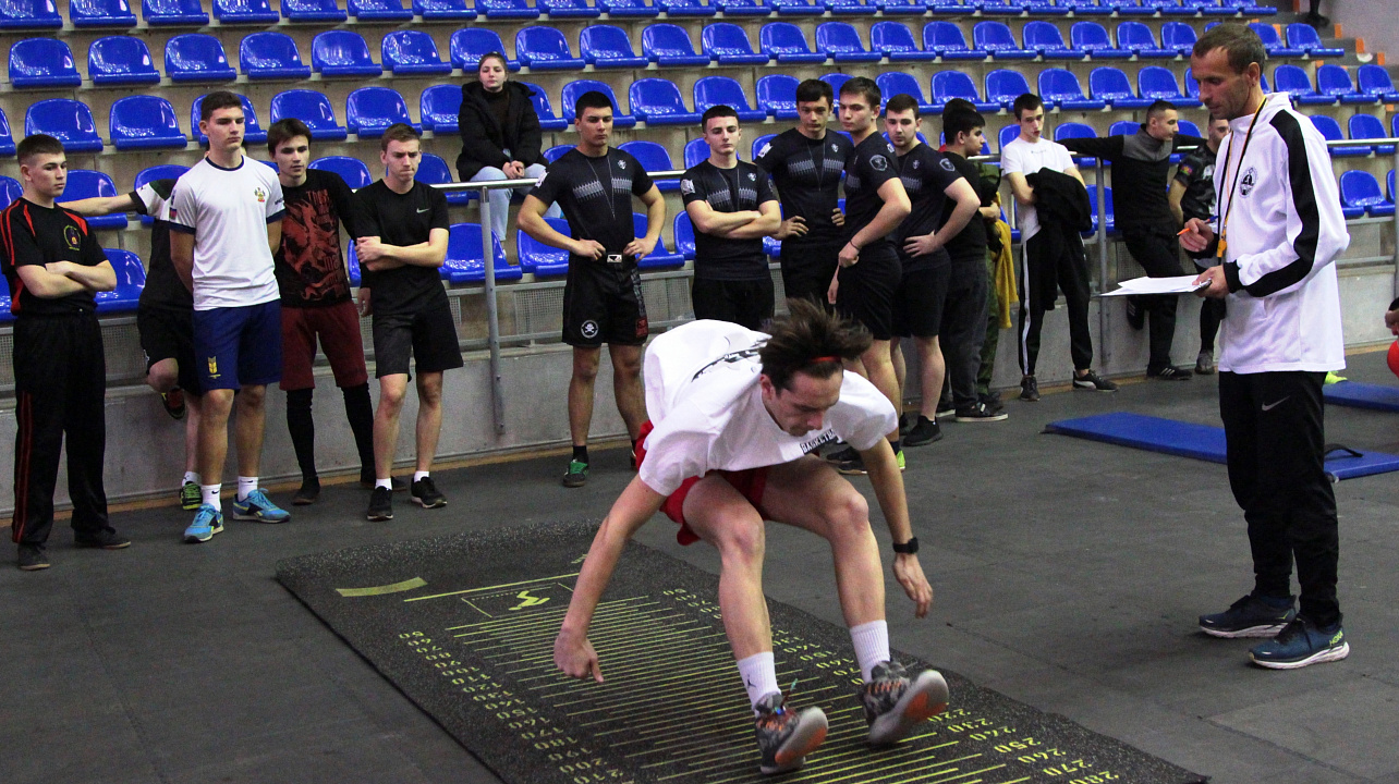 Тренируйся раз по сто - сдашь все нормы ГТО!