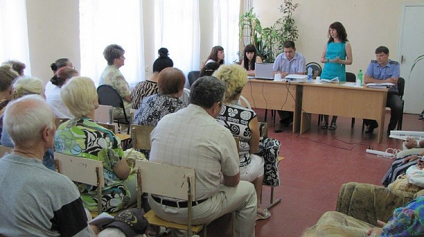 В ТЦ № 35 "Стасовский" Центрального округа состоялось информационное совещание с руководителями ТОС