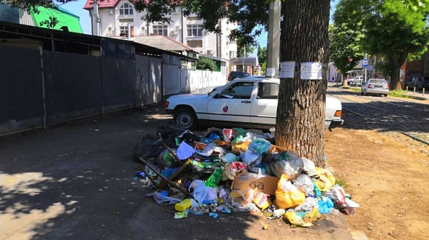 На улице Кирова  организованы ежедневные дежурства по пресечению несанкционированной свалки мусора