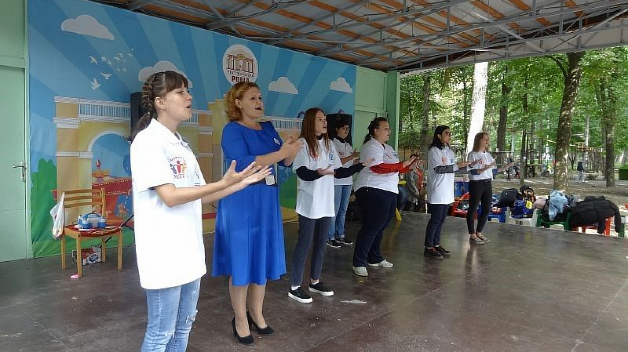 30 сентября в Краснодаре прошел Инклюзивный фестиваль творчества «Всё в твоих руках!».jpg