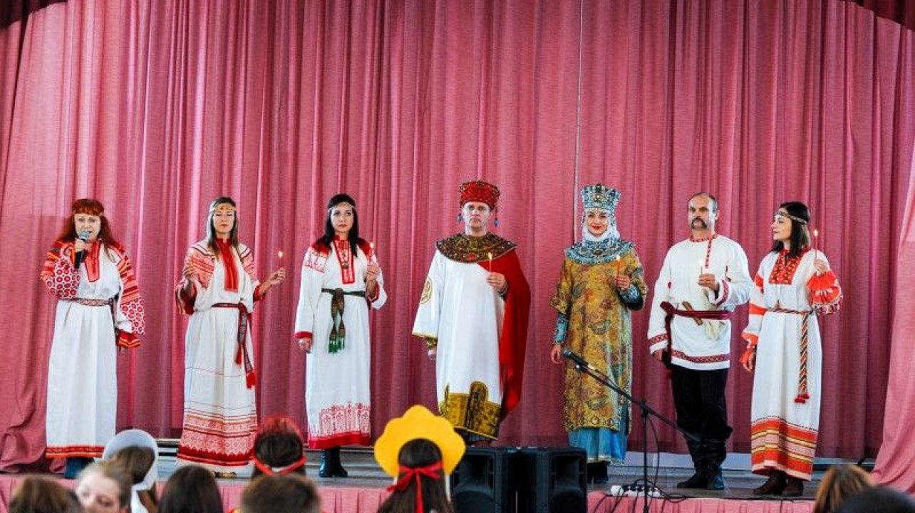 В учебных заведениях Краснодара прошла серия мастер-классов «От России до России» (2).jpg