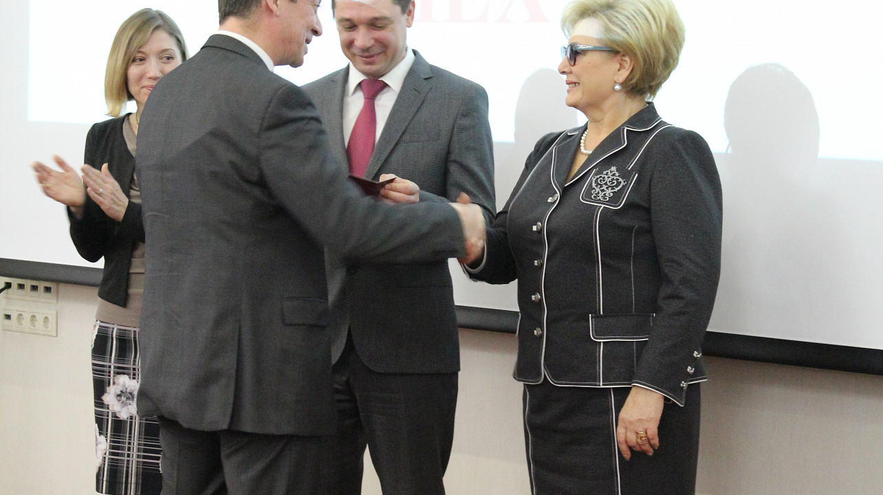 Спортивные итоги года подвели в Краснодаре. Атлетов и тренеров поблагодарил за достижения и поздравил с наступающим 2018 годом мэр Евгений Первышов. Часть 2.