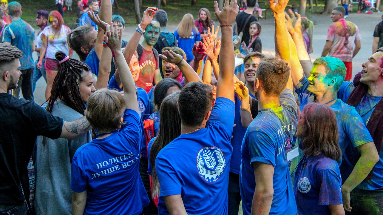 Спортивно-развлекательный праздник «Суворовский редут»