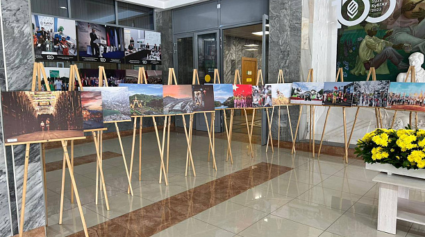 Молодежная фотовыставка Краснодара и Дуцзянъяня открылась в КубГАУ