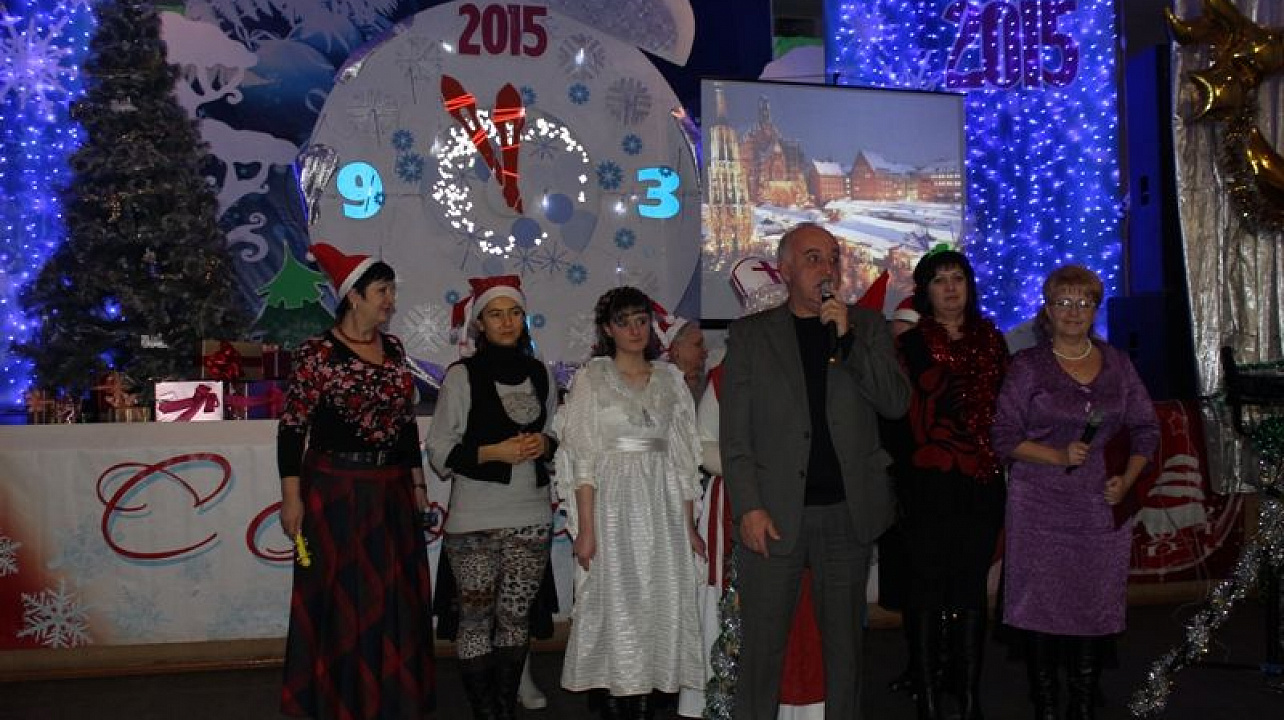 В Центральном округе состоялся новогодний бал общественности