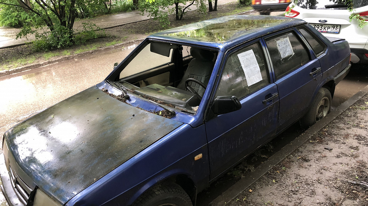 На территории Западного округа города проведен мониторинг улиц с целью выявления и уборки транспортных средств, брошенных собственниками.