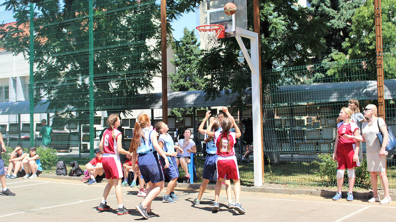 Завершились зональные соревнования по баскетболу на Кубок губернатора Краснодарского края