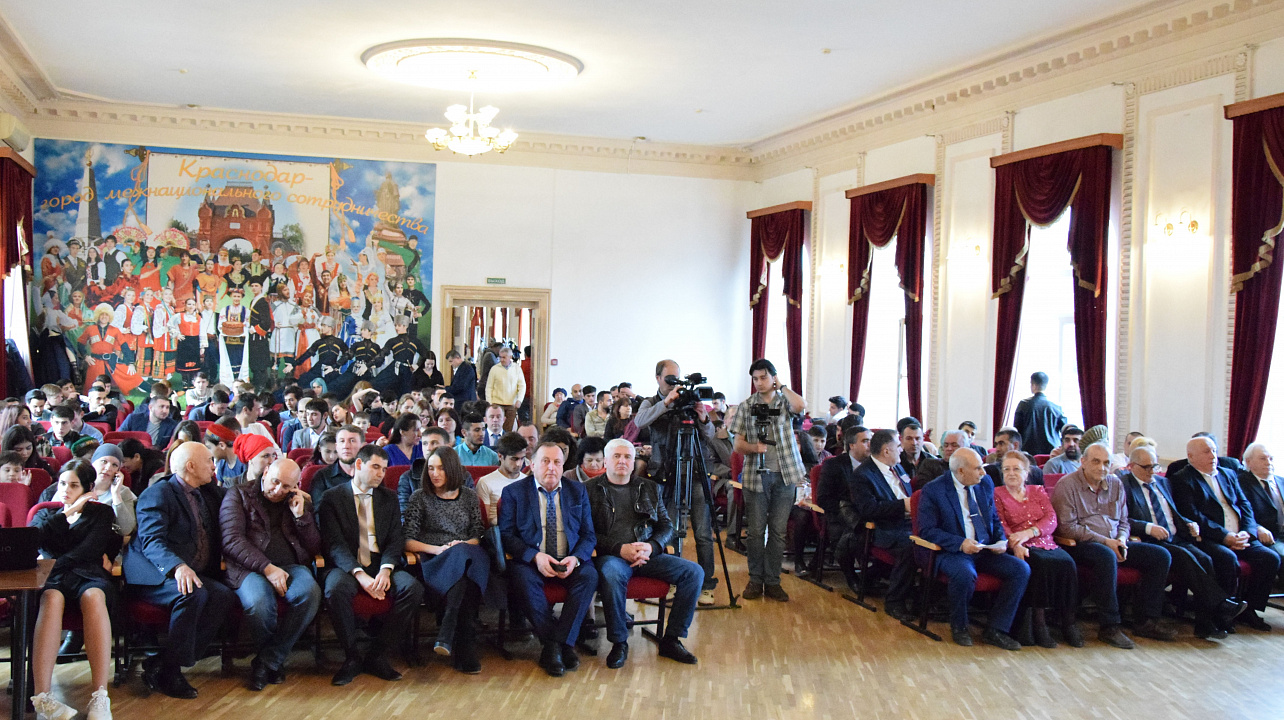 Таджикский национальный праздник «Навруз» весело отметили в Краснодаре! (4).JPG