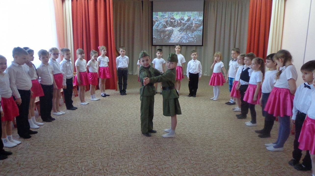 В детском саду Западного округа прошло торжественное открытие патриотического месячника