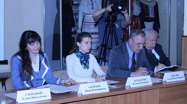 Круглый стол на тему: «Профилактика правонарушений в молодёжной среде, в том числе экстремистской направленности»