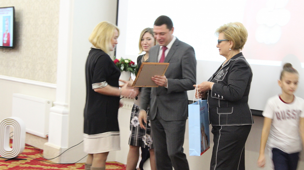 Спортивные итоги года подвели в Краснодаре. Атлетов и тренеров поблагодарил за достижения и поздравил с наступающим 2018 годом мэр Евгений Первышов. Часть 2.