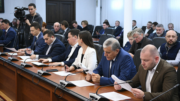 Двенадцати горожанам присвоены звания Почетных граждан Краснодара