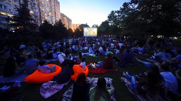 В Краснодаре стартует проект «Кино нашего двора»