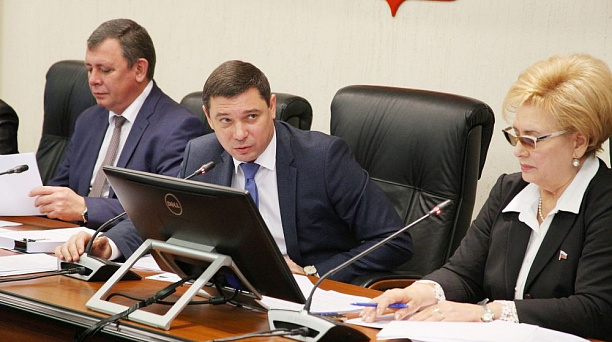 Скульптурную композицию «Ленин говорит с матросом» установят в начале ул. им. Ленина в Краснодаре