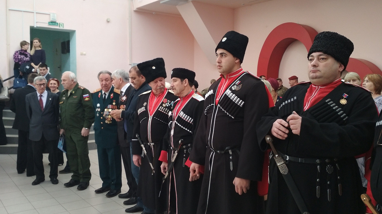 В Карасунском округе города Краснодара открыт месячник оборонно-массовой и военно-патриотической работы