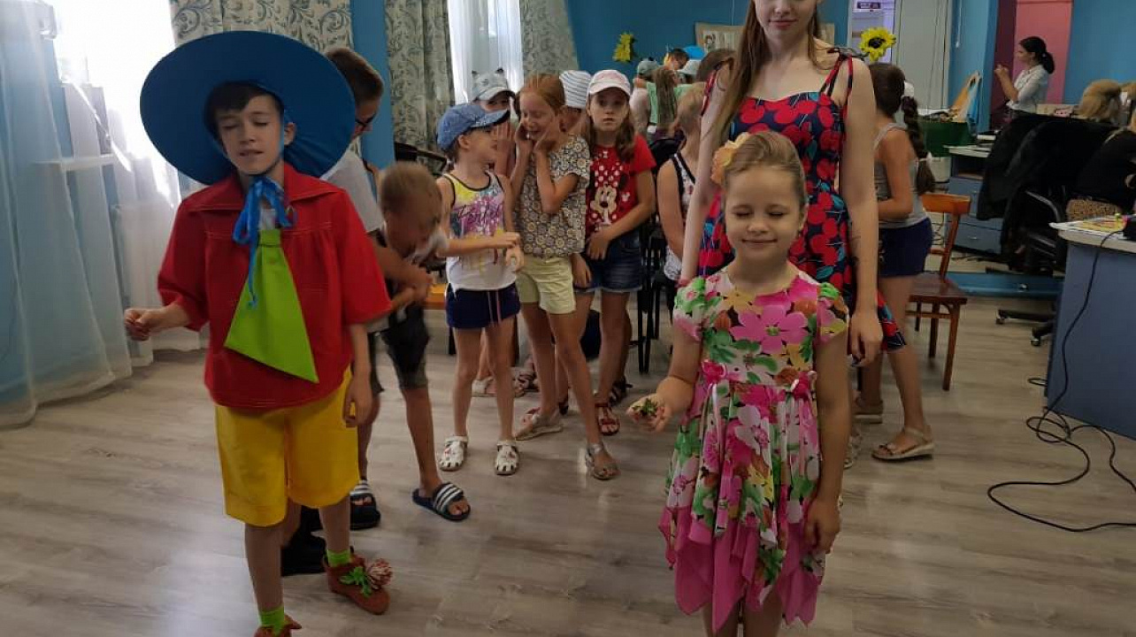 В доме культуры Западного округа   прошла театрализованная игровая программа