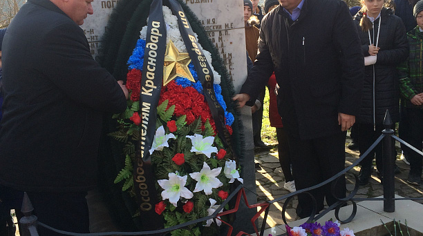 В Березовском округе повсеместно провели митинга памяти в честь 76 годовщины освобождения Краснодара