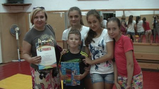 Спортивный  праздник «Мы с аэробикой дружны»