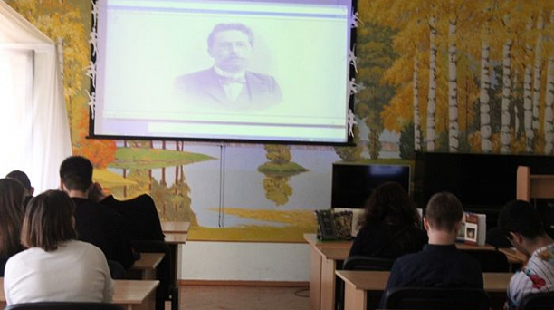 В библиотеке им. Н. К. Крупской состоялся литературный час, посвященный юбилею со дня рождения А. П. Чехова