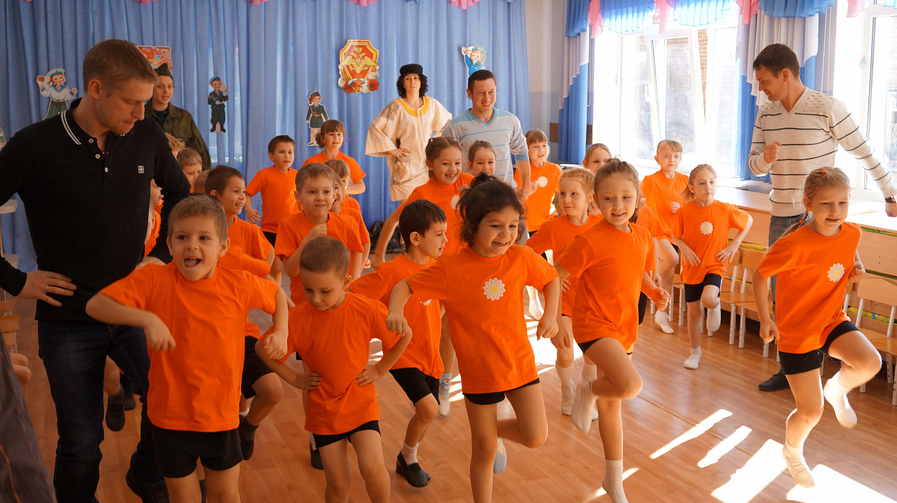 «День защитника Отечества» отметили в детском саду Западного округа