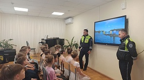  В преддверии летних каникул воспитанникам детской школы искусств № 7 напомнили о правилах дорожного движения
