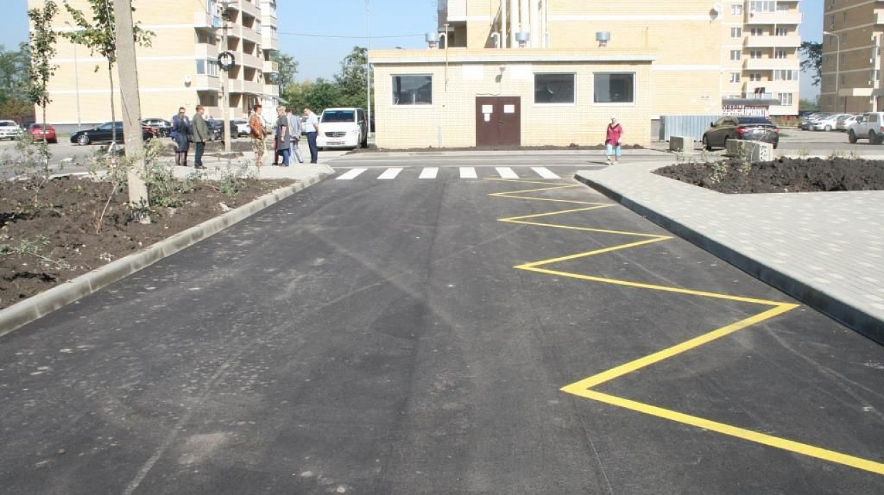 В Прикубанском округе заасфальтировали участок дороги от Совхозной до Симиренко