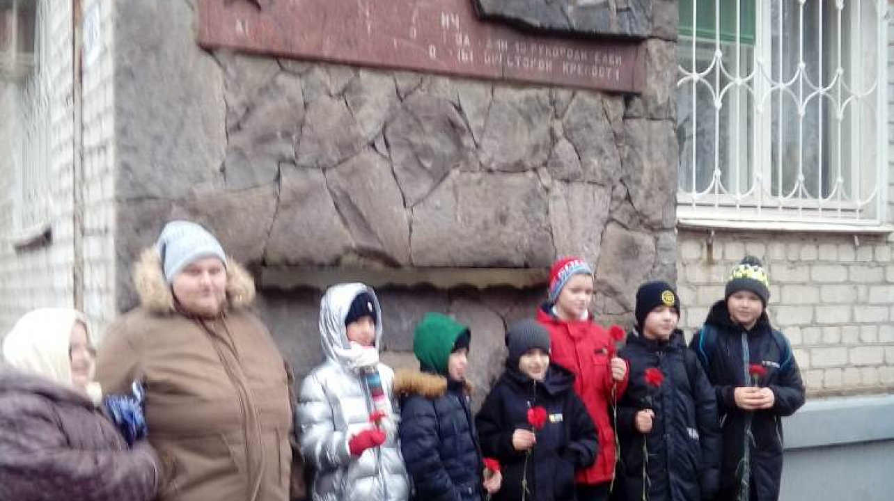 Жители Центрального округа почтили память павших в День освобождения Краснодара