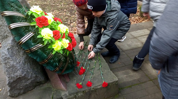 В Елизаветинском сельском округе почтили память Героев Отечества