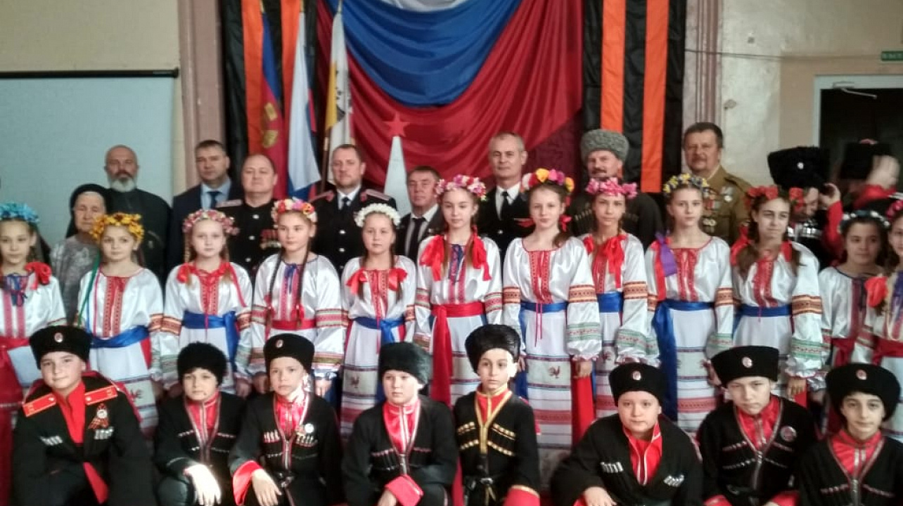 Урок Мужества прошел в казачьей школе