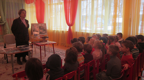 Дочь известного Кубанского поэта рассказала воспитанникам детского сада о своем отце