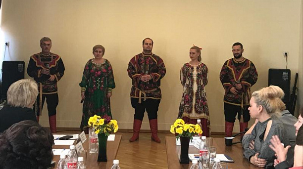 В Краснодарском краевом кризисном центре помощи женщинам состоялся праздник, посвященный Дню матери