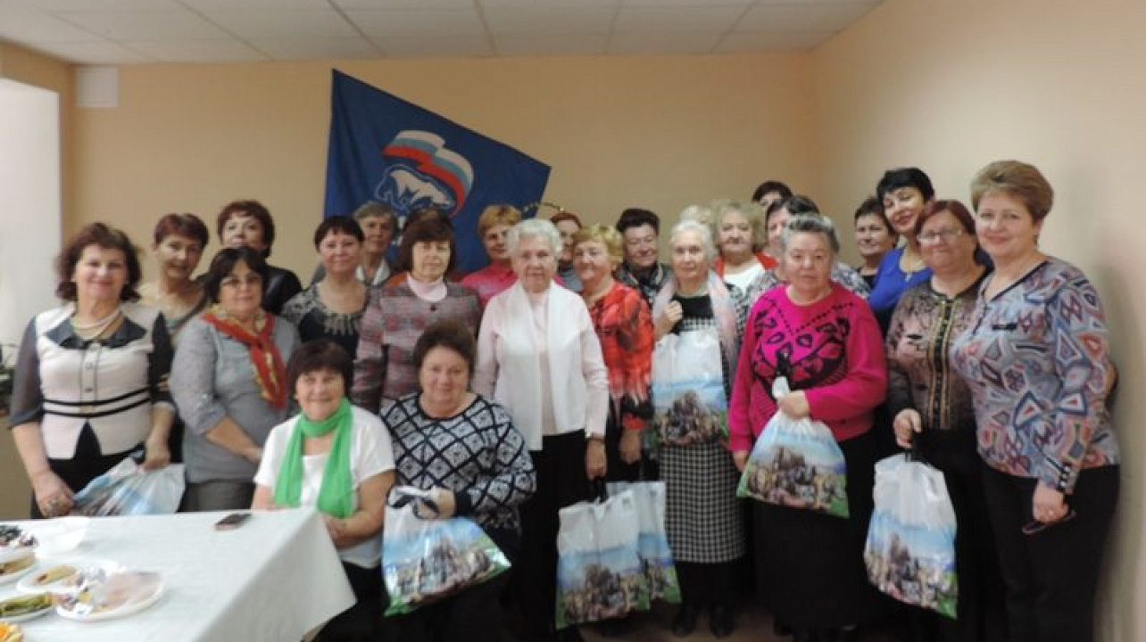 В территориальном центре № 31 отметили День матери