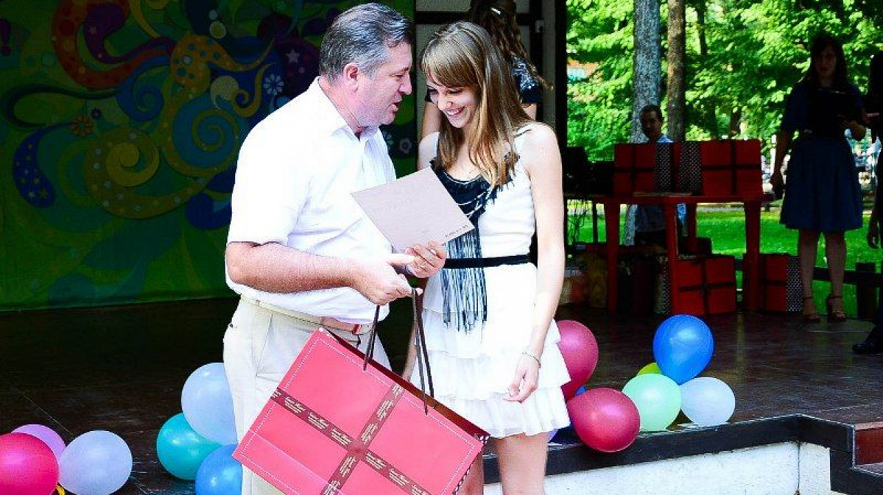 В Центральном округе учреждена премия «Глянцевое блюдце»