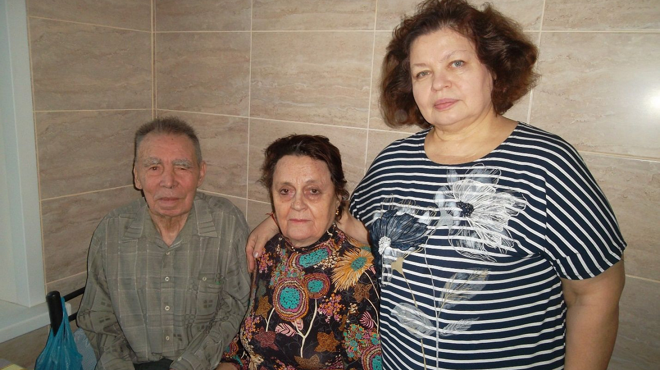 Жителя Гагаринского микрорайона поздравили с 90-летием