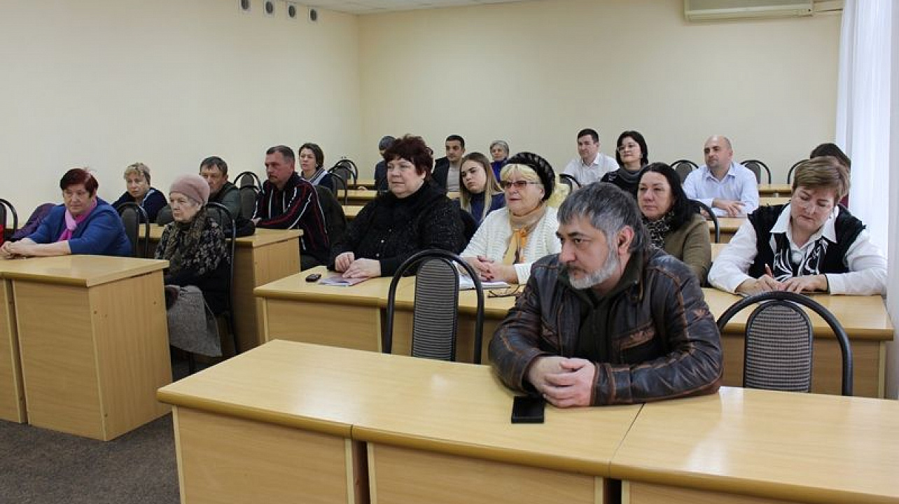 В Центральном округе обсудили проекты благоустройства скверов