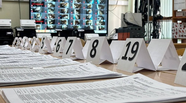 Евгений Наумов пожелал удачи и успехов на ЕГЭ краснодарским одиннадцатиклассникам