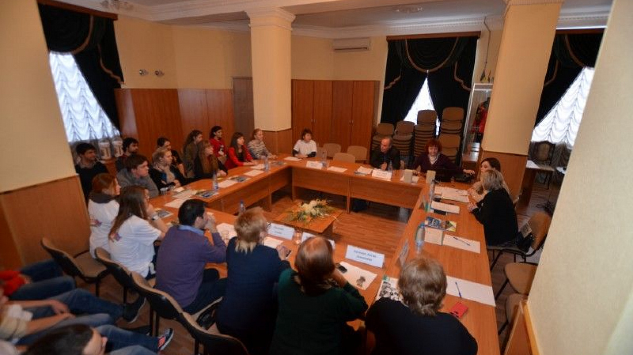 Представители национально-культурных объединений приняли участие в заседании круглого стола