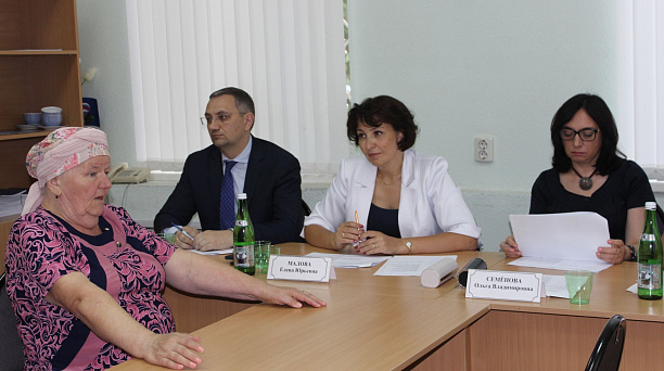 Глава администрации Центрального округа Елена Малова провела выездной прием председателей органов ТОС