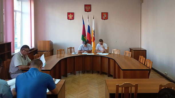 В администрации Западного округа подвели итоги работы по мобилизации оплаты налоговой задолженности