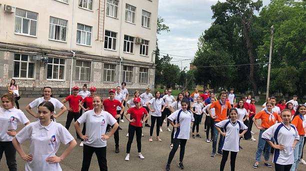 В Западном округе прошёл «День единых действий Российского движения школьников»